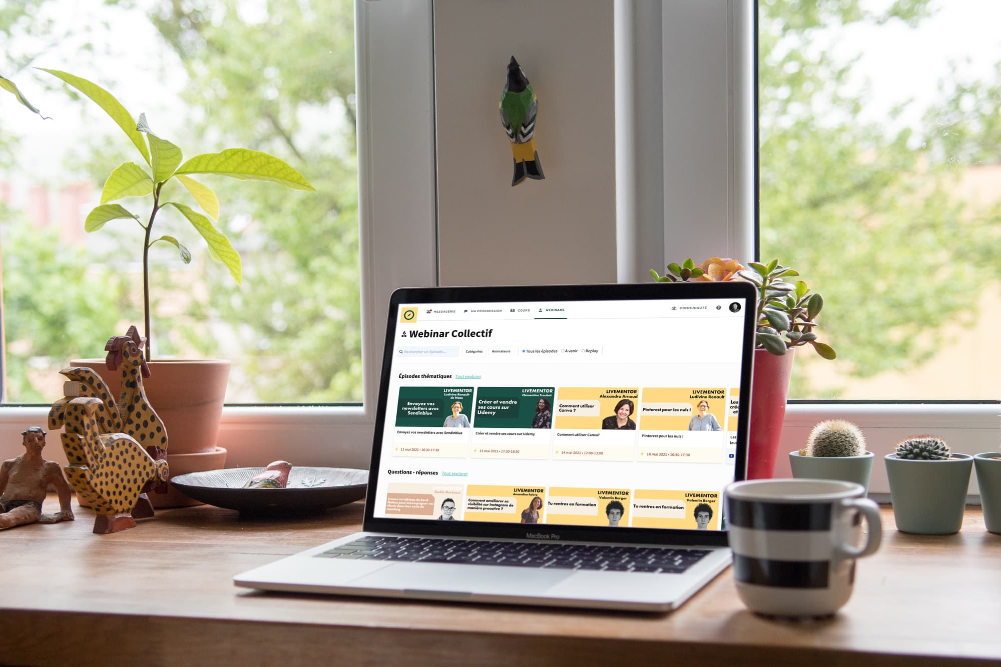 L'espace LiveMentor : le catalogue des webinars collectifs, classés par thème et animés par les mentors.