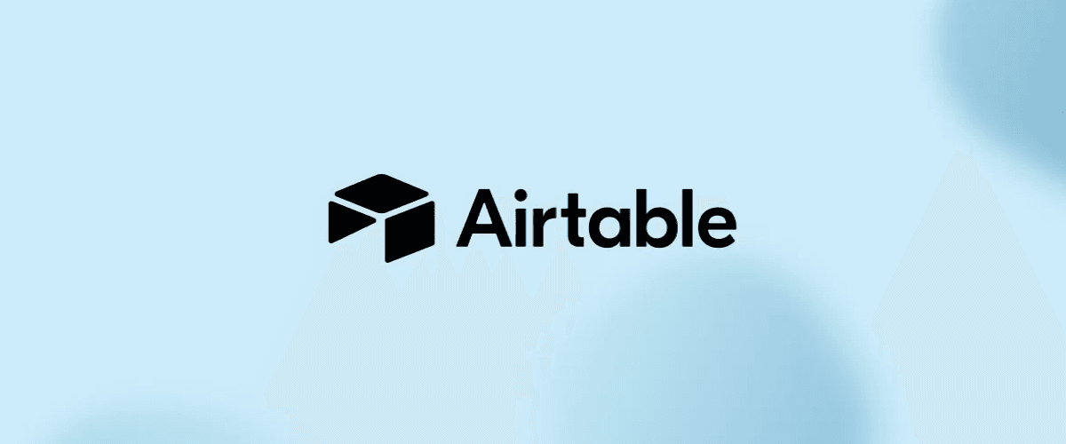 Le logo Airtable sur un fond bleu clair